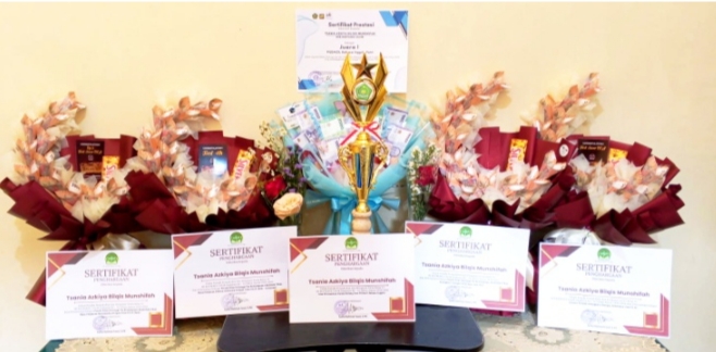 Salah satu 10 besar prestasi terbaik MI Bustanul Ulum.