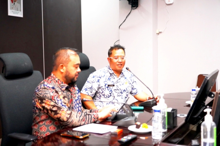 Ketua.... Ketika mengemukakan kepada Wakil Wali Kota Batu.