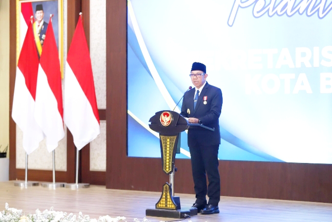Wali Kota Batu, Ketika memberikan sambutan sambutanya pada acara pelantikan Sekda Kota Batu.