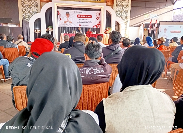 Tampak ratusan peserta dengan antusias mengikuti sosialisasi. 