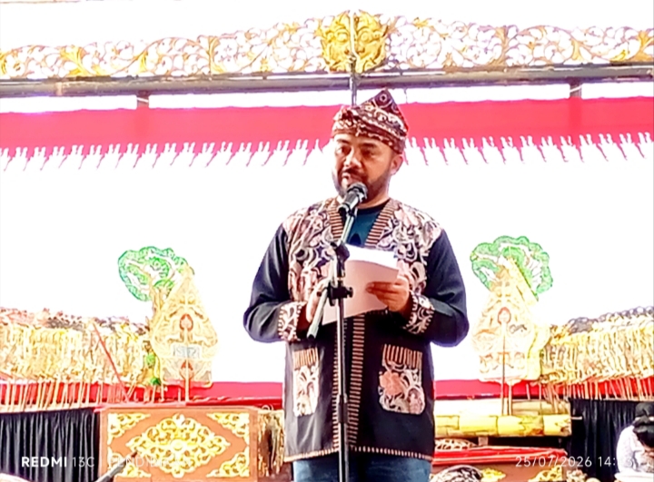 Wakil Wali Kota Batu, Heli Suyanto ketika memberikan apresiasinya.