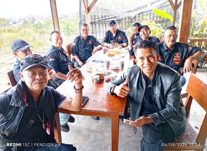 Tampak dari Grib Jaya Kota Batu dengan semangat mengikuti silaturahmi.
