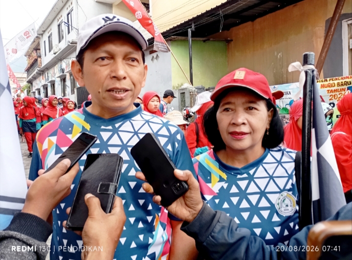 Ketua Kelompok Kerja Kepala Sekolah (K3S) Kecamatan Batu sekaligus Kepala SDN Ngaglik 2, Mohammad Mustain, M.Ag ketika memberikan keteranganya ke awak media.