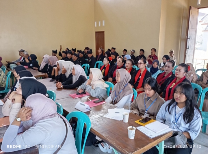 Tampak peserta dari sembilan desa hadir dalam pembukaan Kemah Literasi.