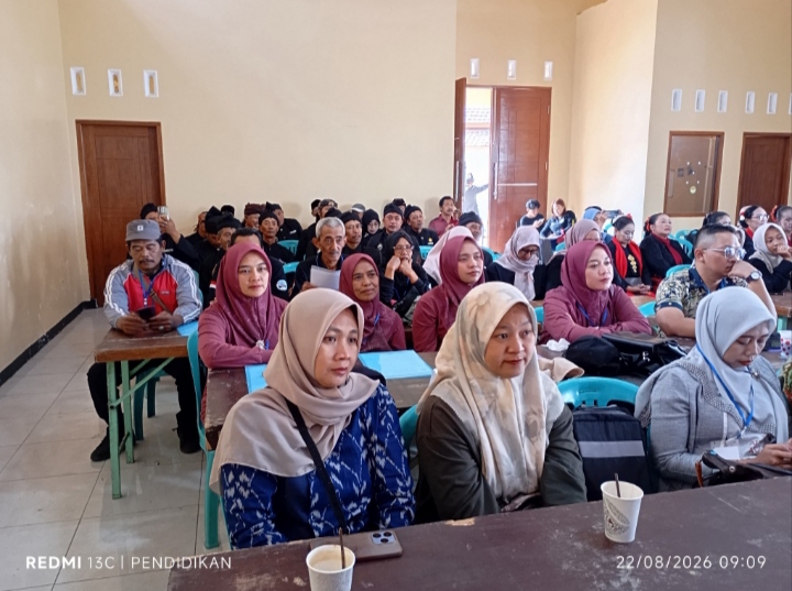 Tampak hadir perwakilan dari kepala desa yang ada di wilayah kecamatan Bumiaji.