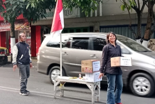 Tampak dari Media dan Ormas antusias penggalangan dana. 