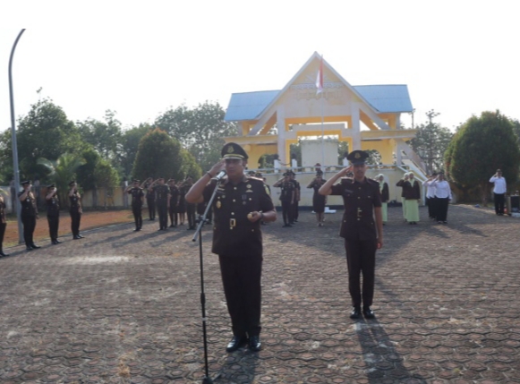Kepala Kejaksaan ketika memberikan sambutan sambutanya.