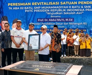 Wali Kota Batu Dampingi Mendikdasmen Resmikan Revitalisasi Sekolah Muhammadiyah